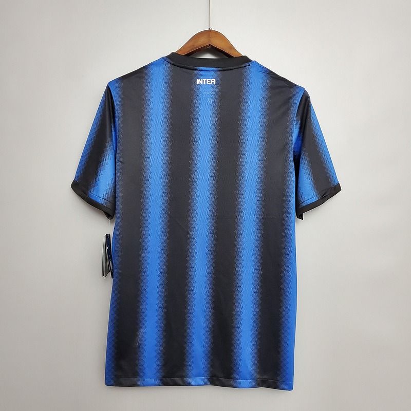 Retro Inter Milano 2020-2021 home image 2