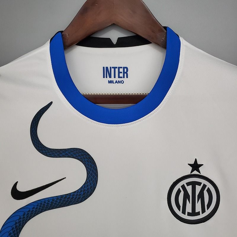 Retro Inter Milano 2021-2022 away image 3