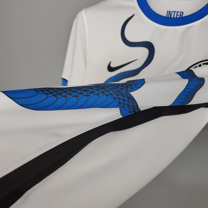 Retro Inter Milano 2021-2022 away image 5