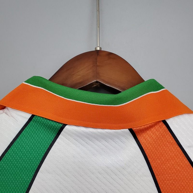 Retro Ireland national 1994-1996 away image 4