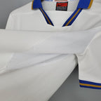 Retro Italy national 1996 away image 4
