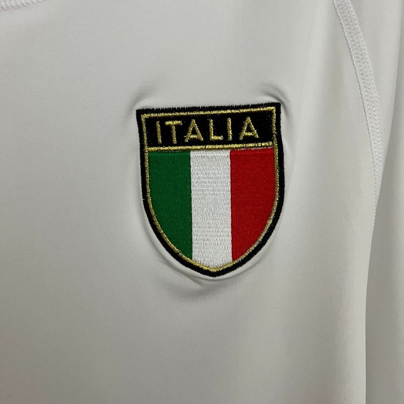Retro Italy national 2000 away image 6