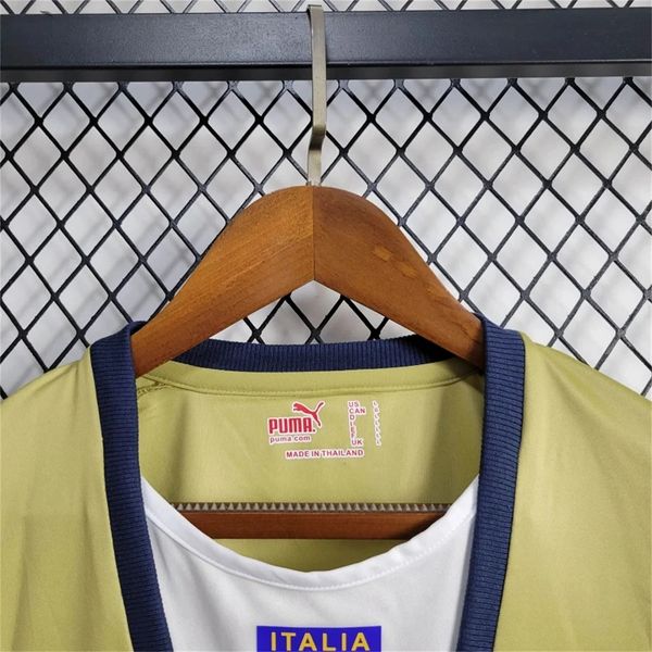 Retro Italy national 2006 Goalkeeper golden image 3