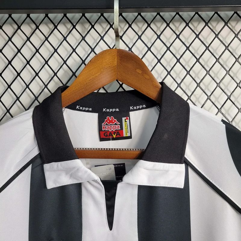 Retro Juventus 1997-1998 home image 5