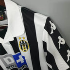 Retro Juventus 1999-2000 home image 7