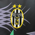 Retro Juventus 2001-2002 away image 7