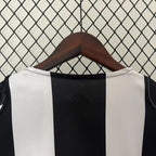 Retro Juventus 2004-2005 home image 4