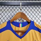 Retro Juventus 2005-2006 third away image 3