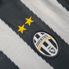 Retro Juventus 2010-2011 home image 4