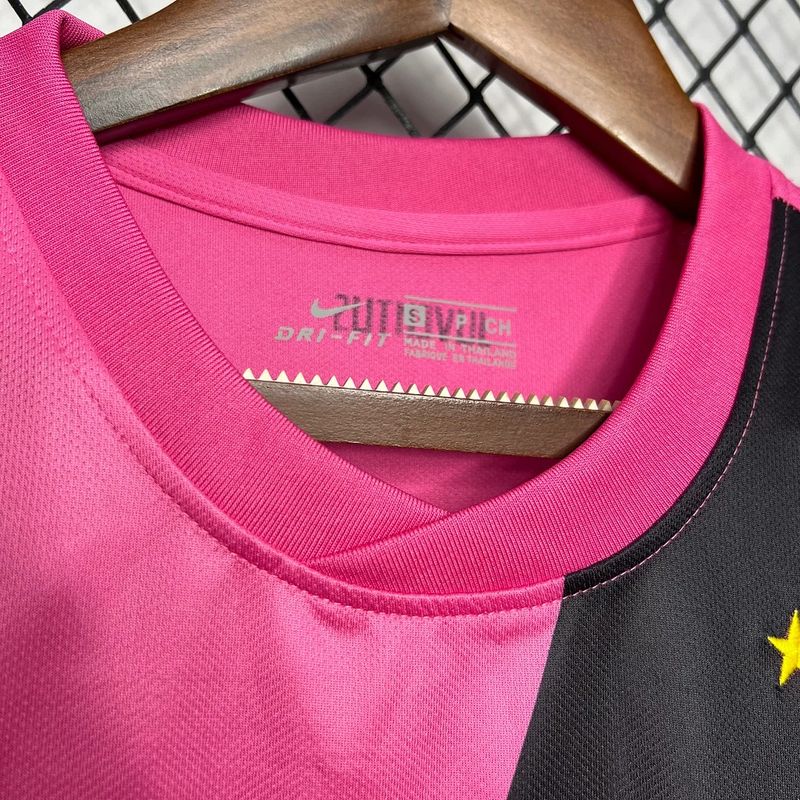 Retro Juventus 2011-2012 away image 4