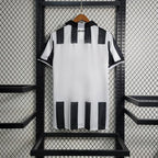 Retro Juventus 2014-2015 home image 2