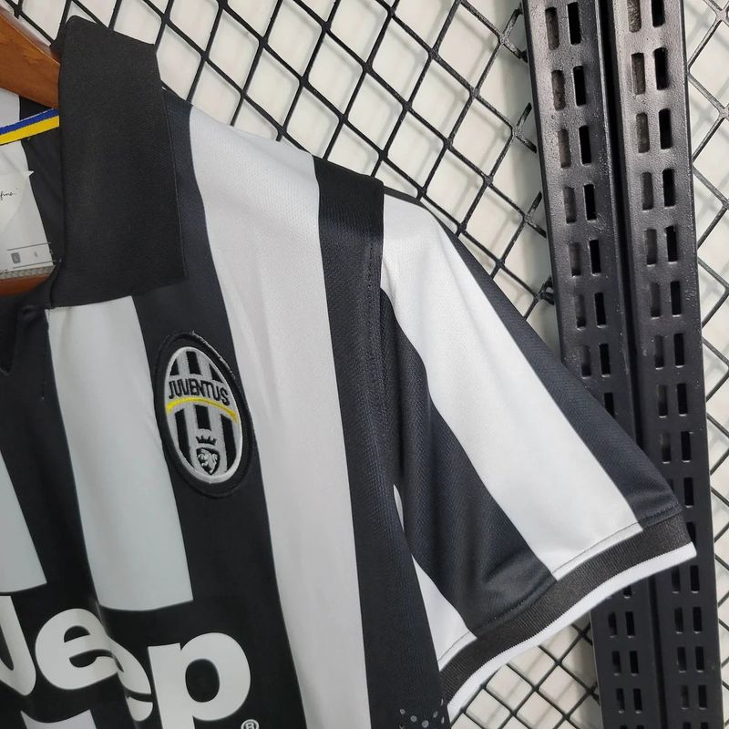 Retro Juventus 2014-2015 home image 6