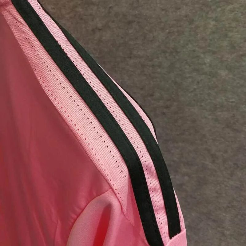 Retro Juventus 2015-2016 away image 5
