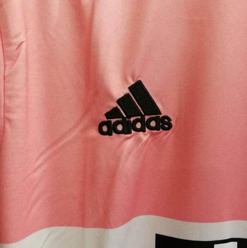 Retro Juventus 2015-2016 away image 7