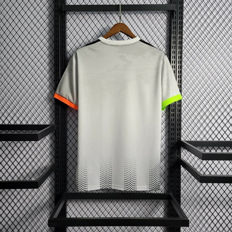 Retro Juventus 2019-2020 Joint Edition image 2
