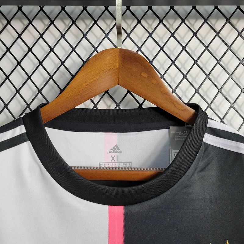 Retro Juventus 2019-2020 home image 5