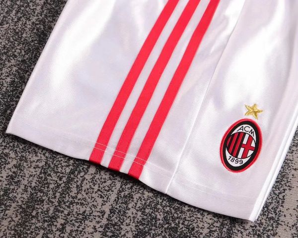 Retro Kids AC Milan 1998-1999 home image 8