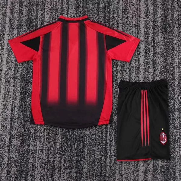 Retro Kids AC Milan 2004-2005 home image 2