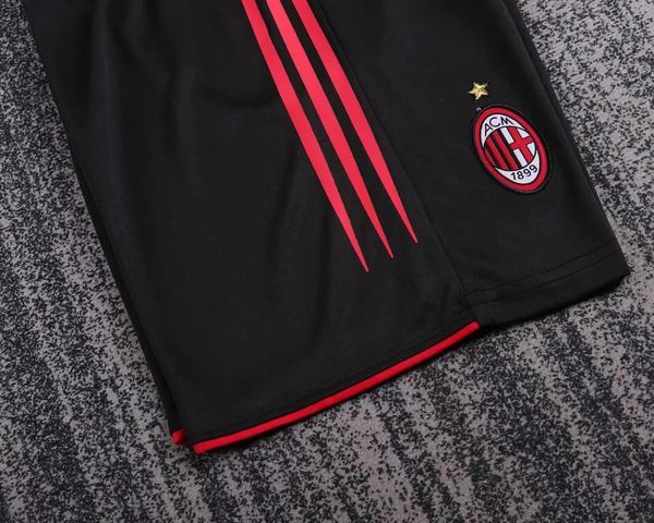 Retro Kids AC Milan 2004-2005 home image 6