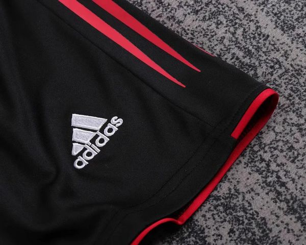 Retro Kids AC Milan 2004-2005 home image 7