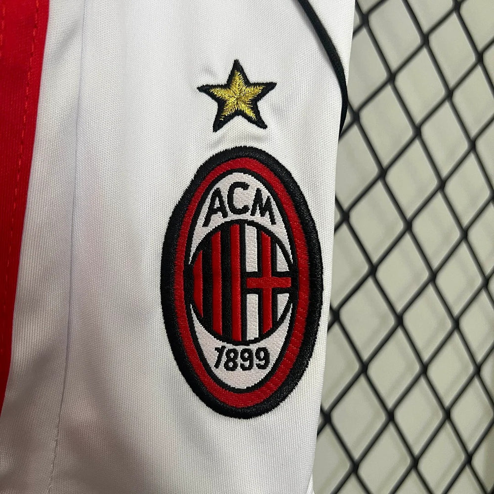 Retro Kids AC Milan 2006-2007 away image 9