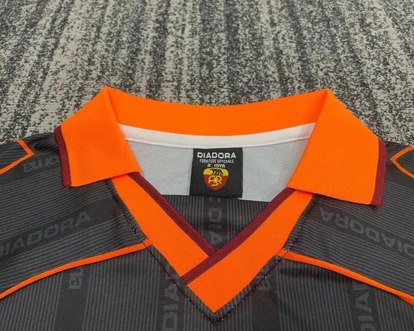 Retro Kids AS Roma 1999-2000 away image 3