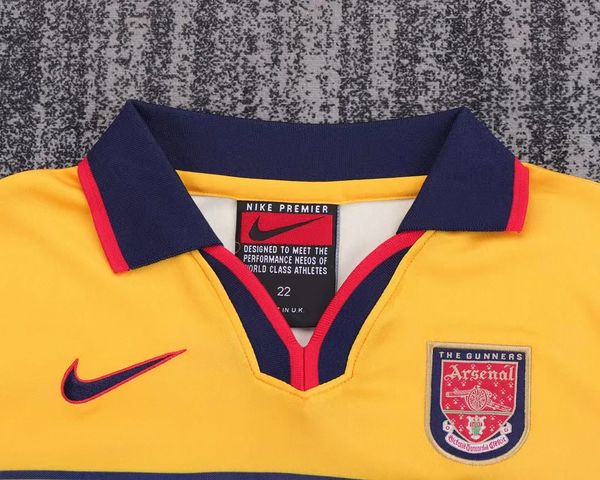 Retro Kids Arsenal FC 1997-1999 away image 3