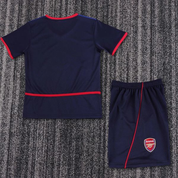 Retro Kids Arsenal FC 2002-2004 home image 2