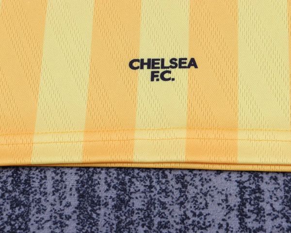 Retro Kids Chelsea FC 1995-1997 away image 5