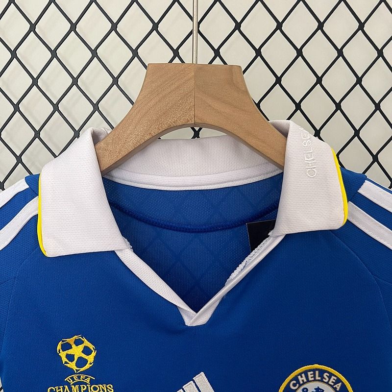 Retro Kids Chelsea FC 2008-2009 home ucl edition image 3