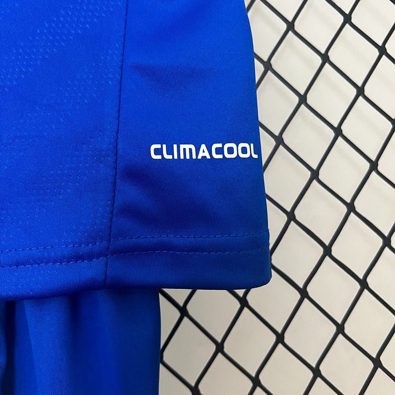 Retro Kids Chelsea FC 2012-2013 home image 9