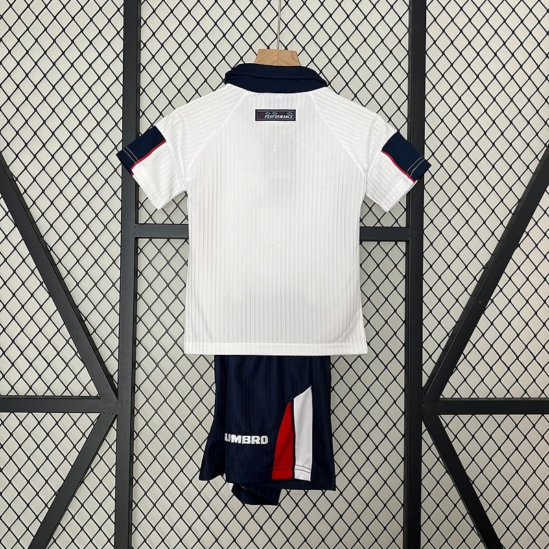 Retro Kids England national 1998 home image 2