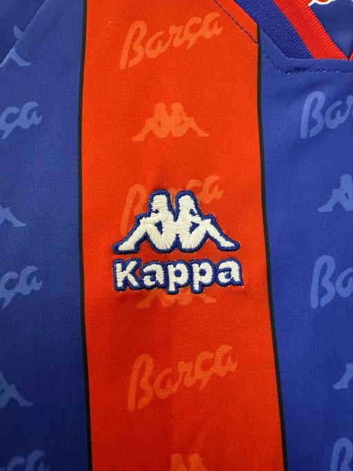 Retro Kids FC Barcelona 1996-1997 home image 3