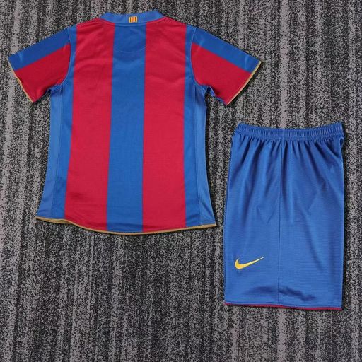 Retro Kids FC Barcelona 2007-2008 home image 2