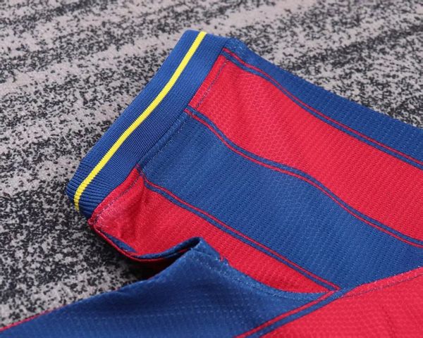 Retro Kids FC Barcelona 2009-2010 home image 6