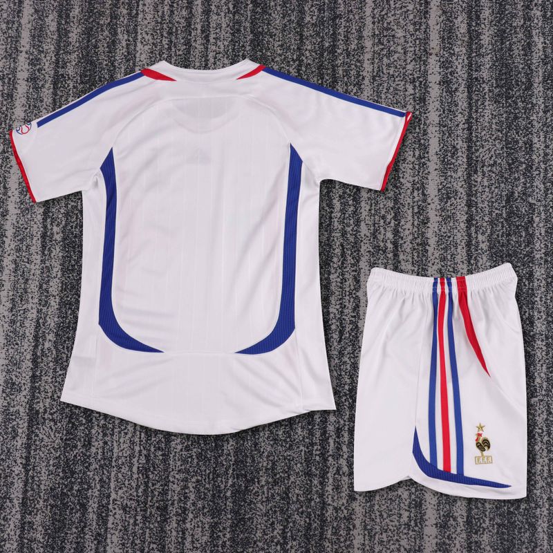 Retro Kids France national 2006 away image 2