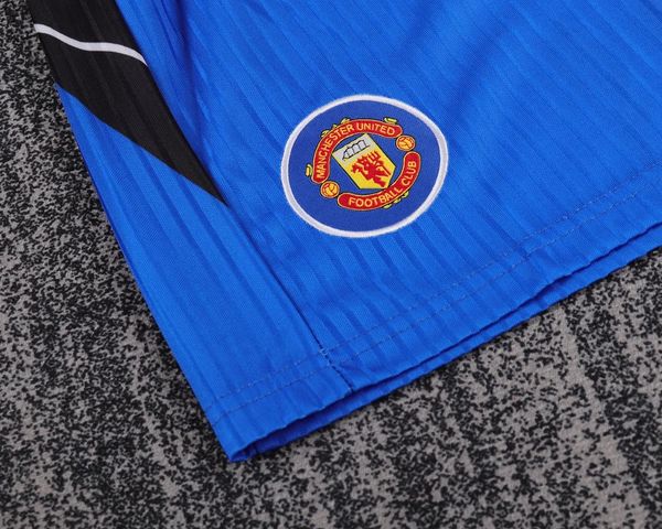 Retro Kids Manchester United 1996-1998 away image 4