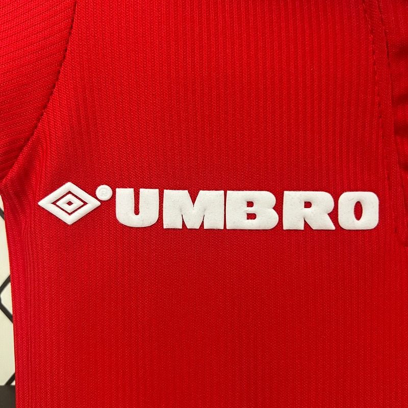 Retro Kids Manchester United 1998-1999 home image 6