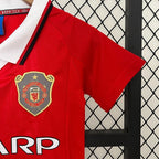 Retro Kids Manchester United 1999-2000 home image 5