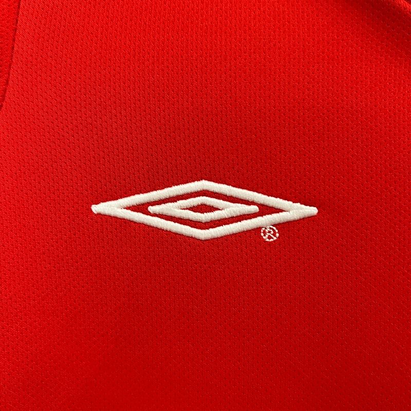 Retro Kids Manchester United 2000-2001 home image 6