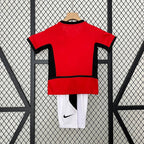 Retro Kids Manchester United 2002-2004 home image 2