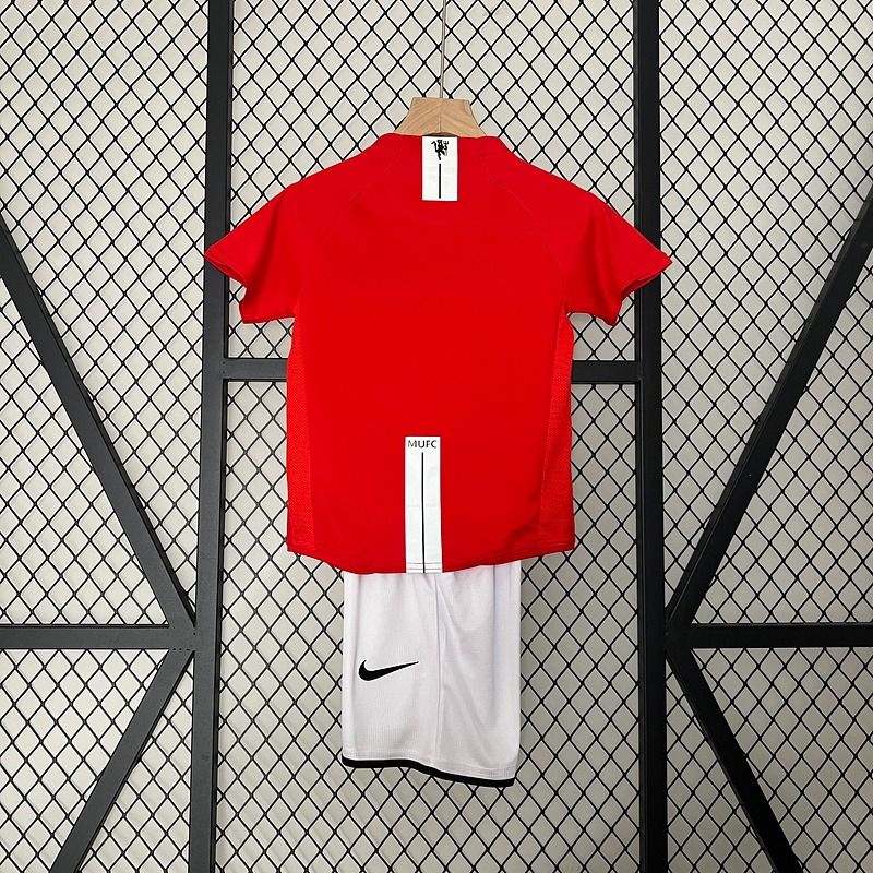 Retro Kids Manchester United 2007-2008 home image 2