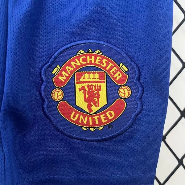 Retro Kids Manchester United 2008-2009 second away image 6