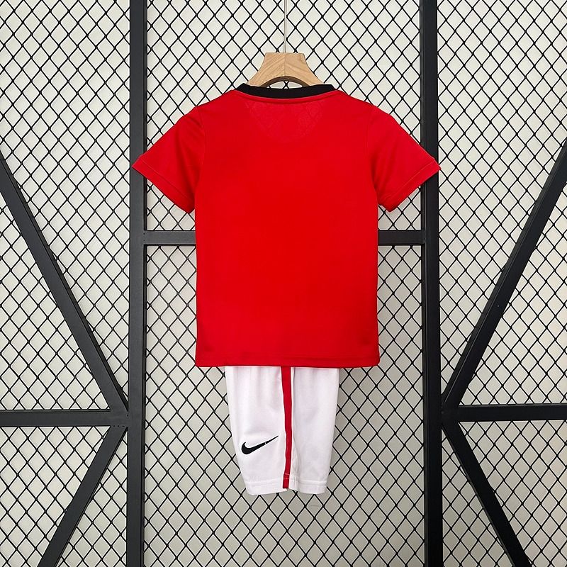 Retro Kids Manchester United 2009-2010 home image 2