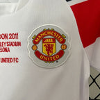 Retro Kids Manchester United 2010-2011 away image 7