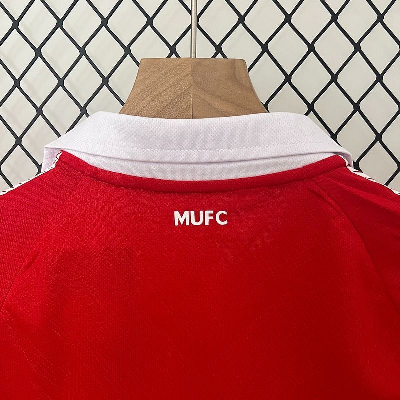 Retro Kids Manchester United 2010-2011 home image 4