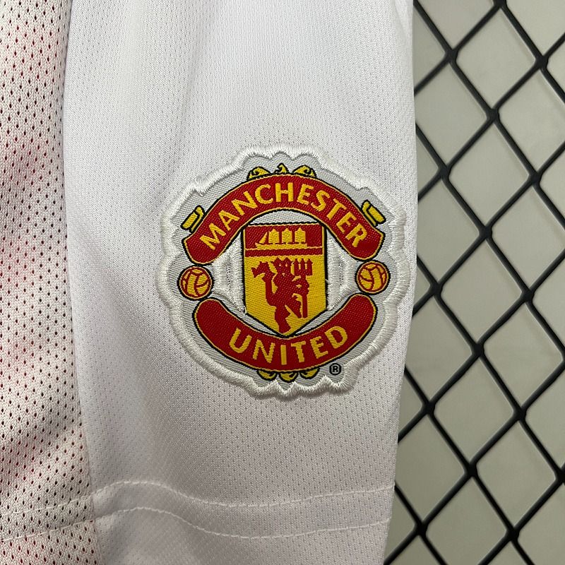 Retro Kids Manchester United 2012-2013 home image 7