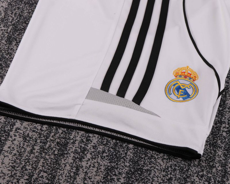 Retro Kids Real Madrid 2006-2007 home image 5