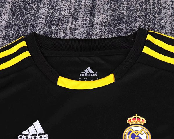 Retro Kids Real Madrid 2011-2012 Goalkeeper image 3