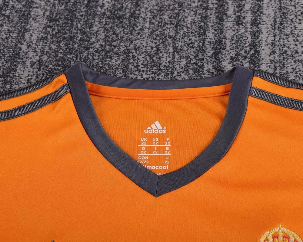 Retro Kids Real Madrid 2013-2014 second away image 3